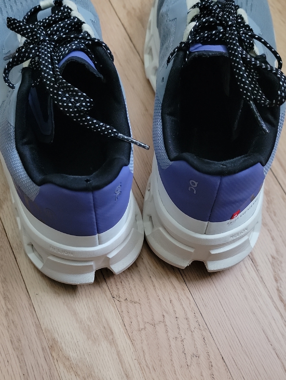 On Cloud Cloudtec Running Shoes - Picture 5 of 5
